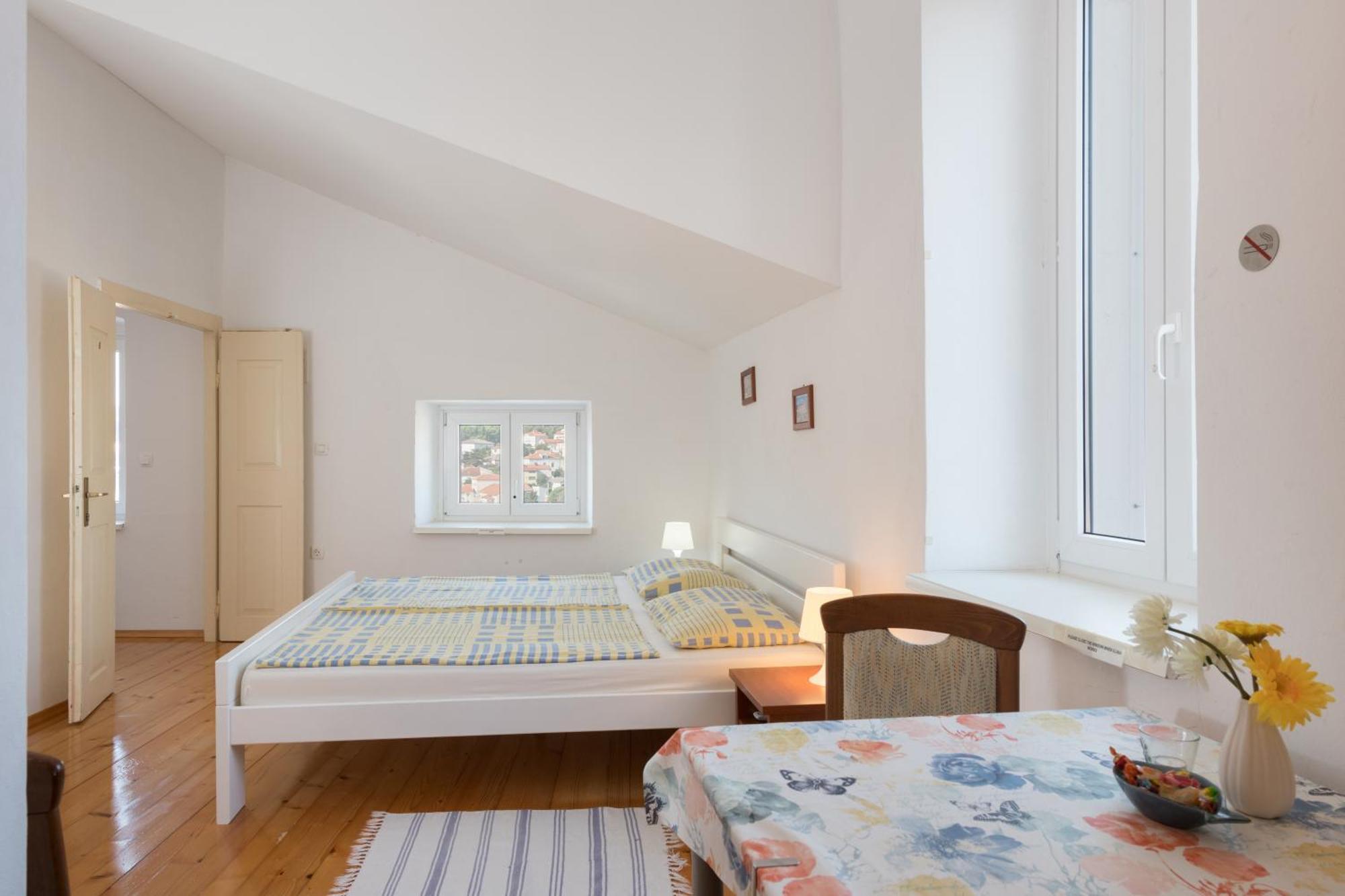 Apartments Mirakul Mali Losinj Phòng bức ảnh