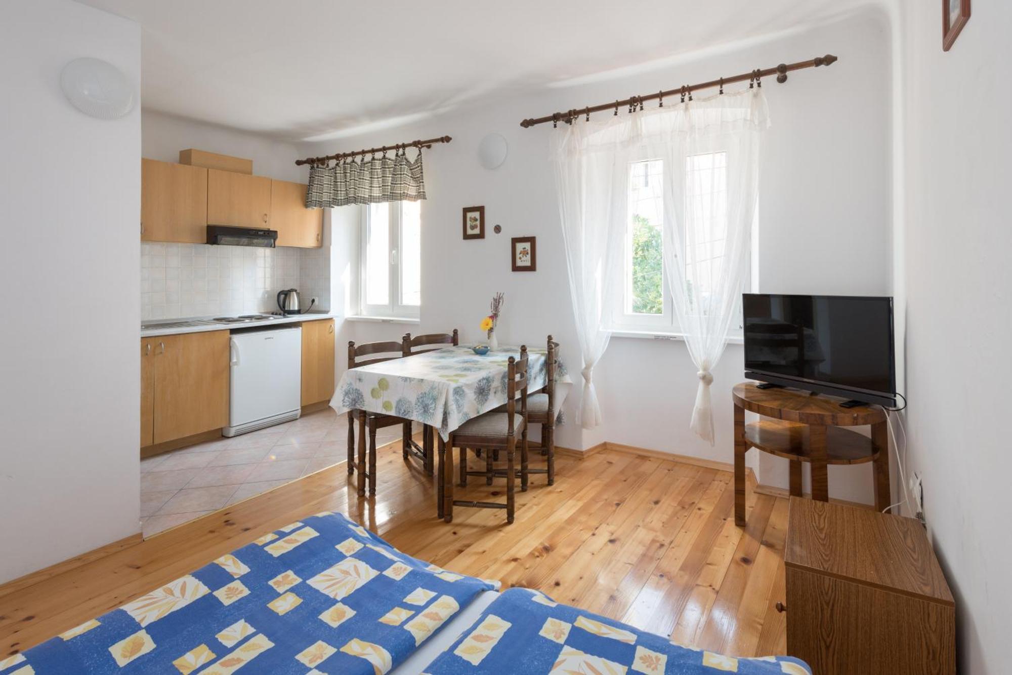 Apartments Mirakul Mali Losinj Phòng bức ảnh