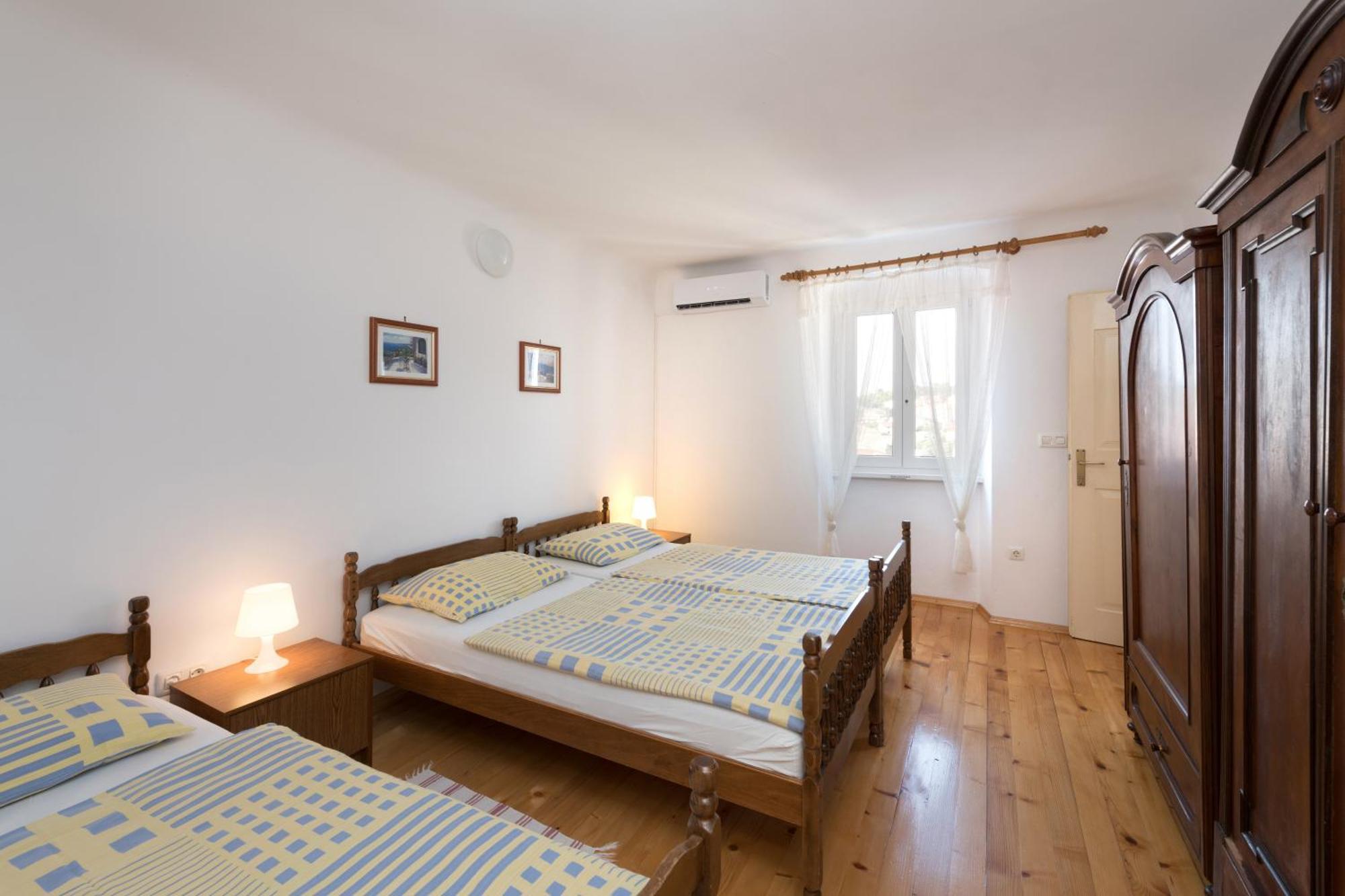 Apartments Mirakul Mali Losinj Phòng bức ảnh