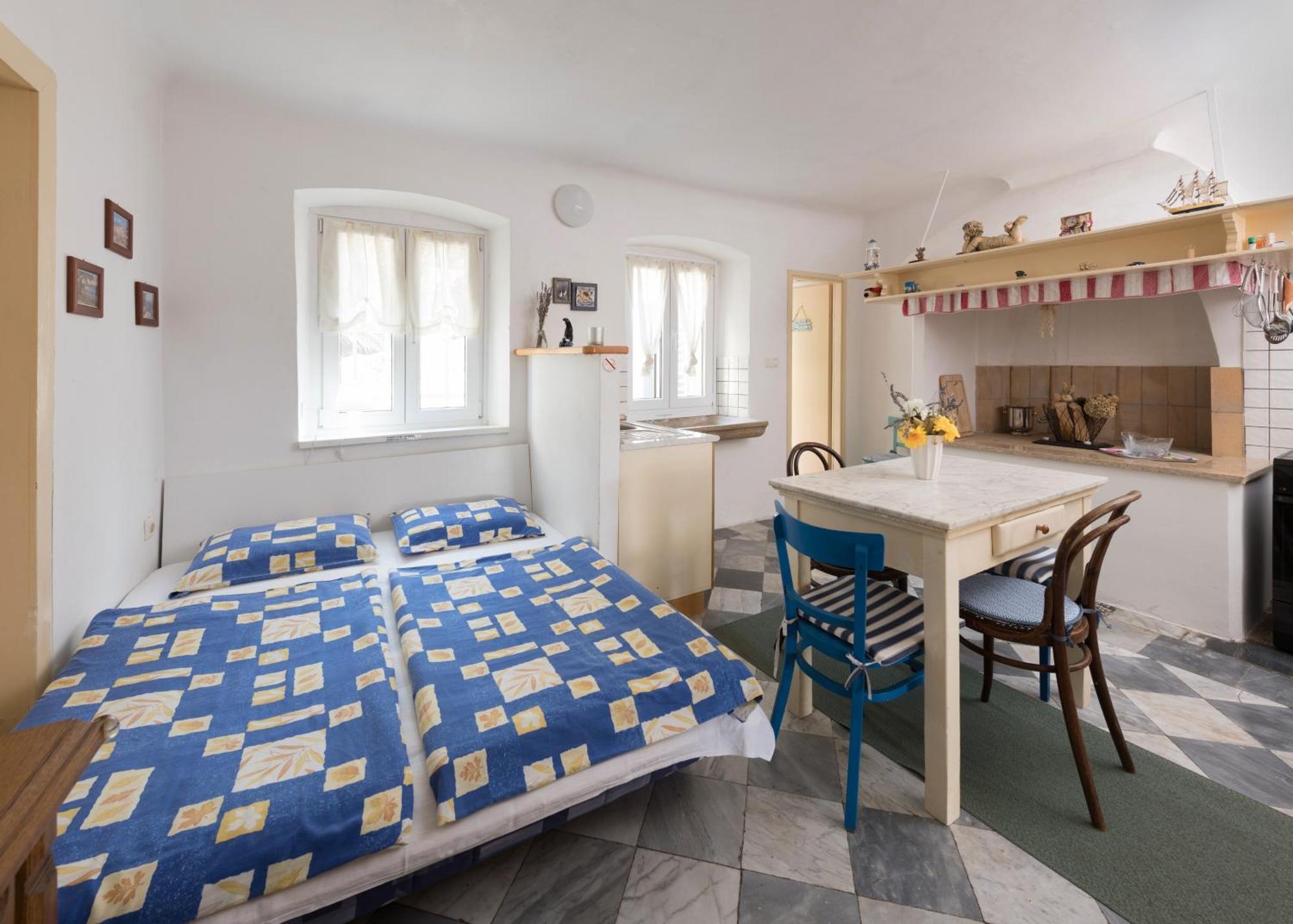 Apartments Mirakul Mali Losinj Phòng bức ảnh
