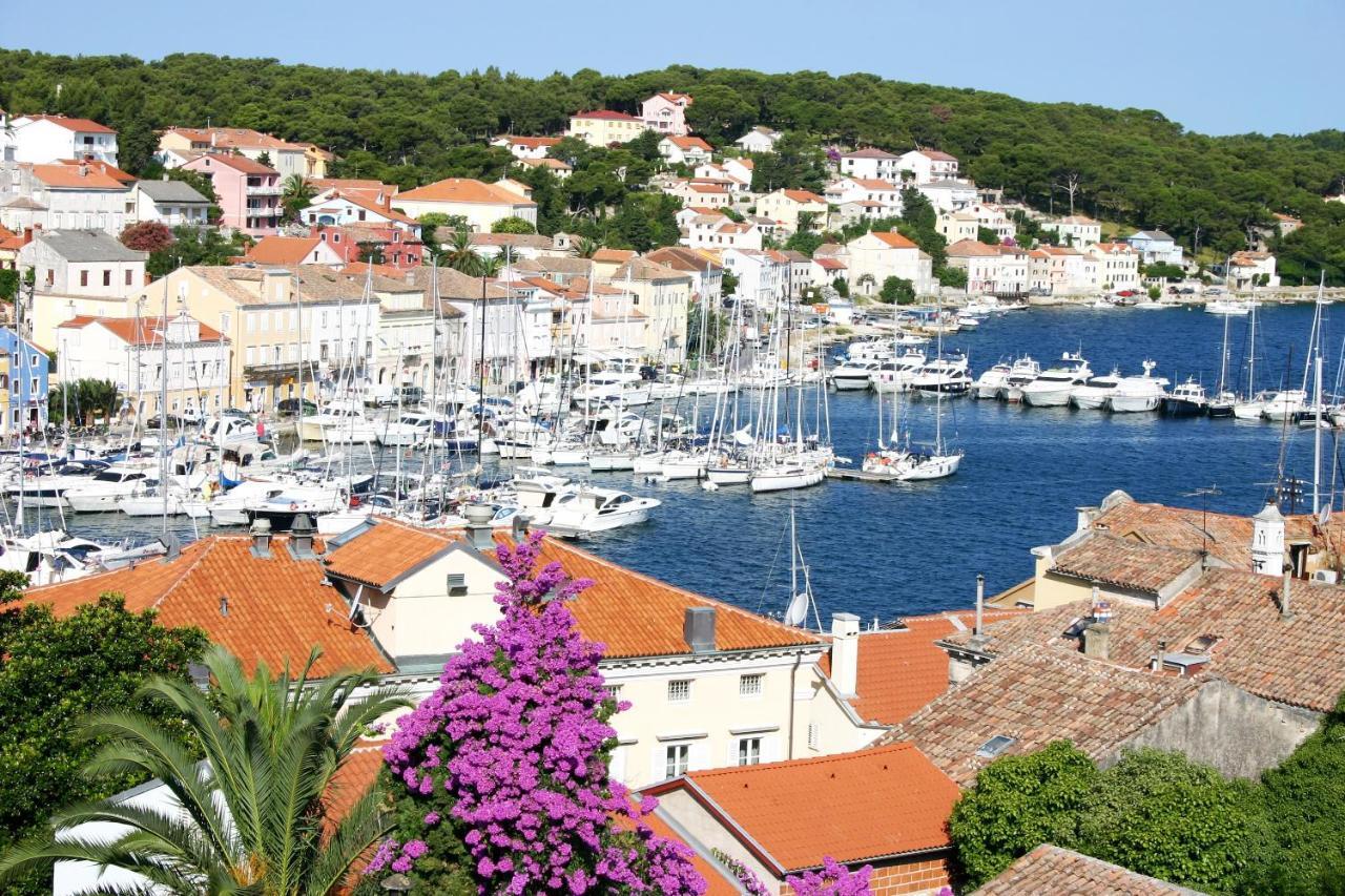 Apartments Mirakul Mali Losinj Ngoại thất bức ảnh